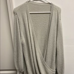 Oversized v-neck sweater